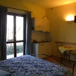 منزل ريفي Fano's Farm Suno