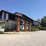 Fano's Farm منزل ريفي *